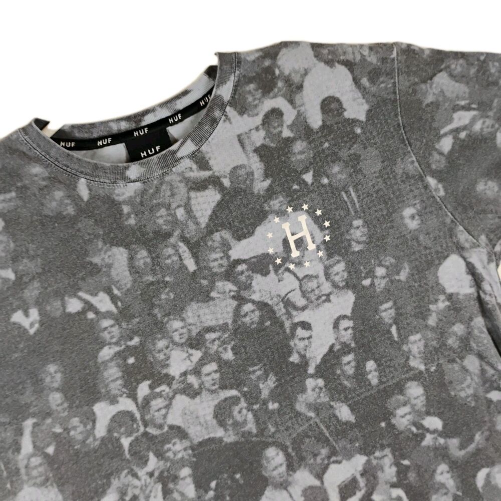 HUF "Poli World" Danish Protest All-Over Print T-Shirt Men's Size Large